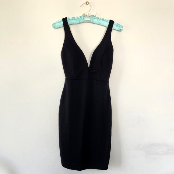 **SOLD** Lulus "Perfect Pick Black Bodycon" V-neck Mini Sheath Dress | Size S - Picture 2 of 15